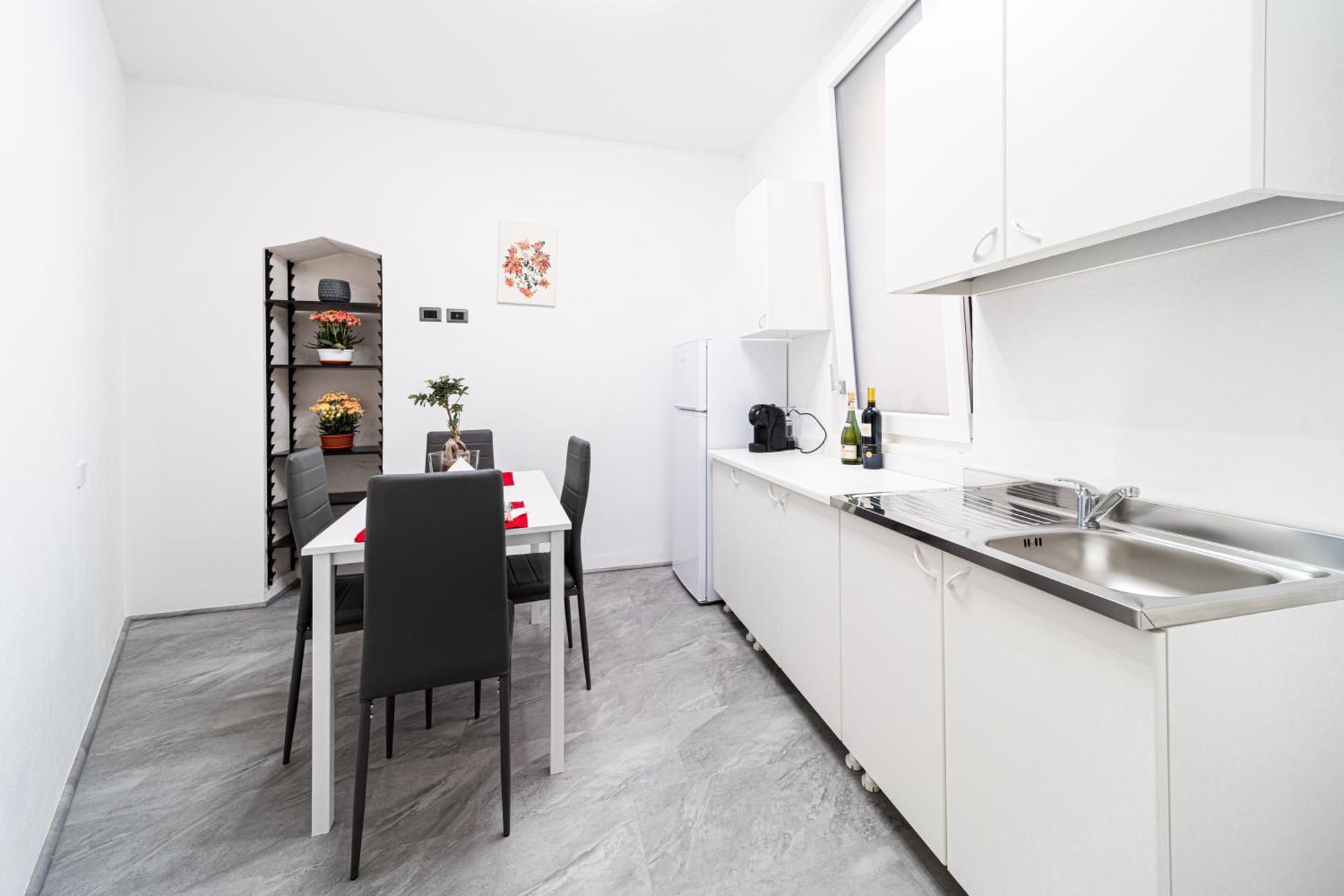 Volcano's - Ulivo - The First Sustainable Eco - Chic In Sicily Apartment Catania